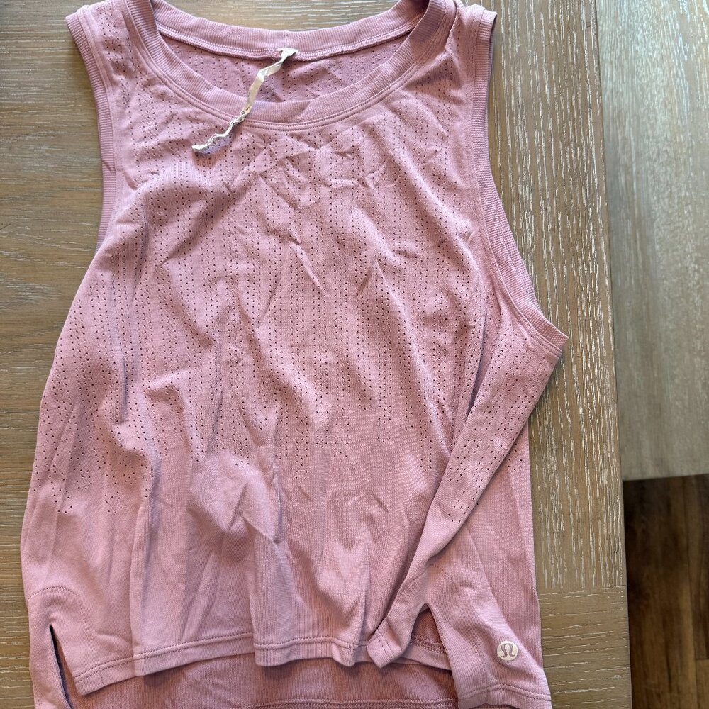 Lululemon Size 4 Tank, XS size